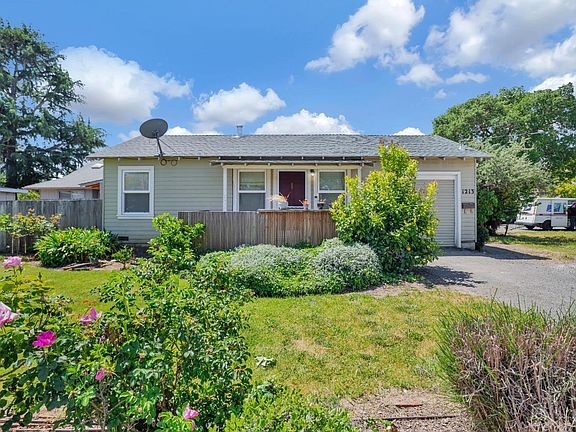 4th image of 1213 Olive Avenue