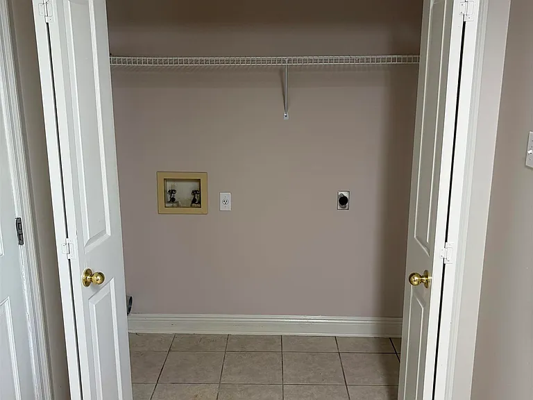 17226 Northlake Dr — Photo 18