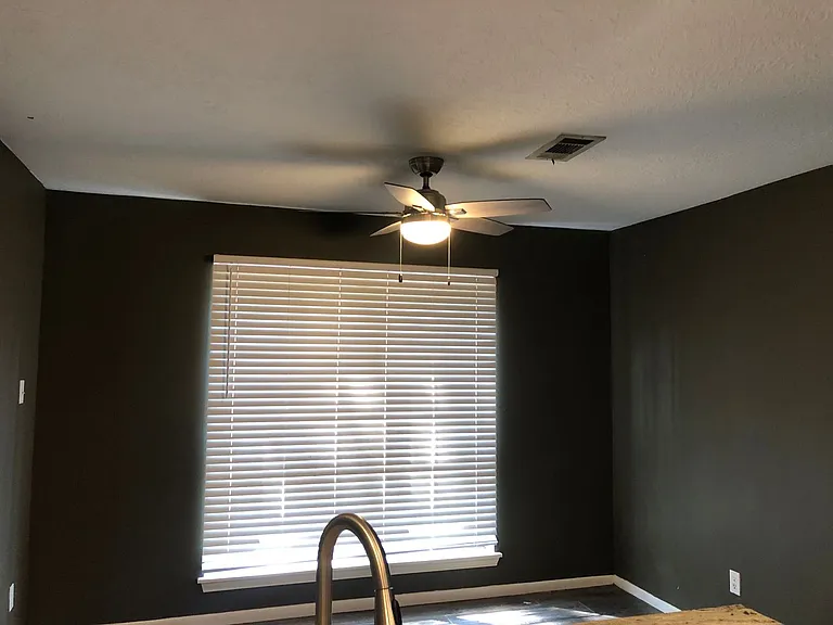 3006 Glen Ct — Photo 5