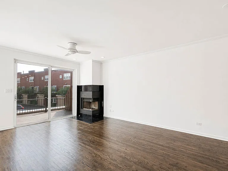 1781 W Altgeld St #O — Photo 6