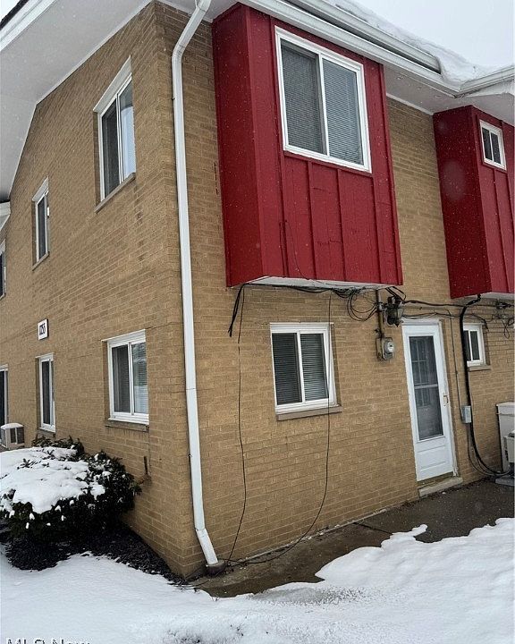 1st image of 1255 E 279th St #3N