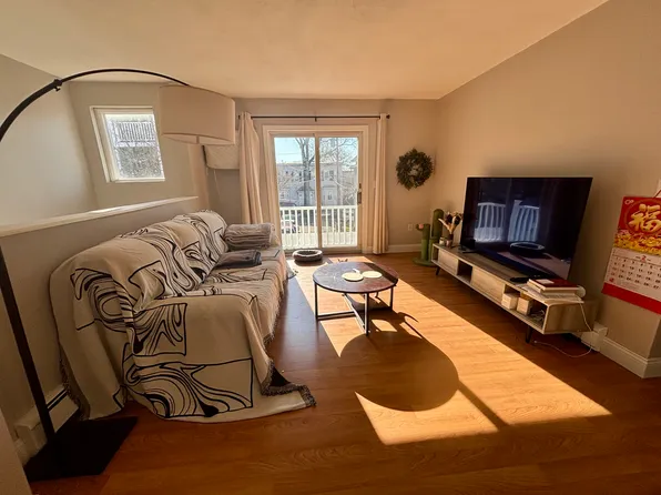 77 Mount Vernon St #B, Somerville, MA 02145