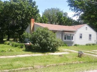 210 E Sac And Fox St, Lebo, KS 66856