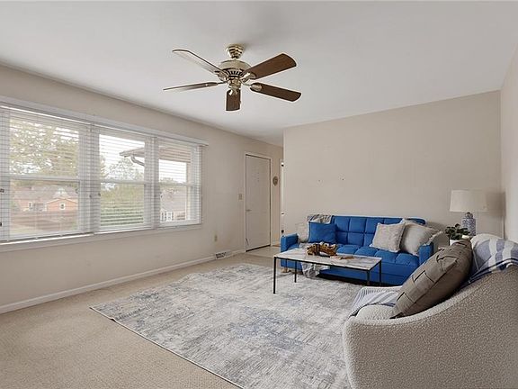 2nd image of 303 Highland Ave
