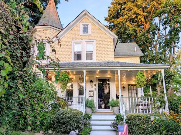 67 Jayne Avenue, Patchogue, NY 11772