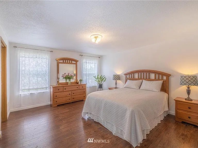 5317 S 300th Pl — Photo 16