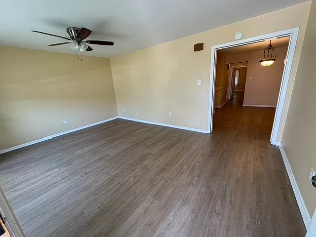 46 Burlington Ct — Photo 9