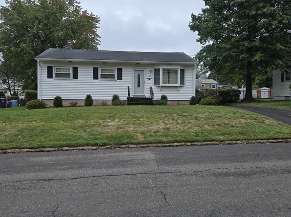 67 Putney Drive, West Haven, CT 06516