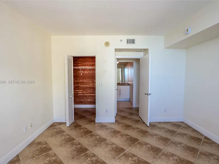 335 Biscayne Blvd #3510 — Photo 13