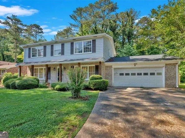 1354 Drayton Woods Dr, Tucker, GA 30084