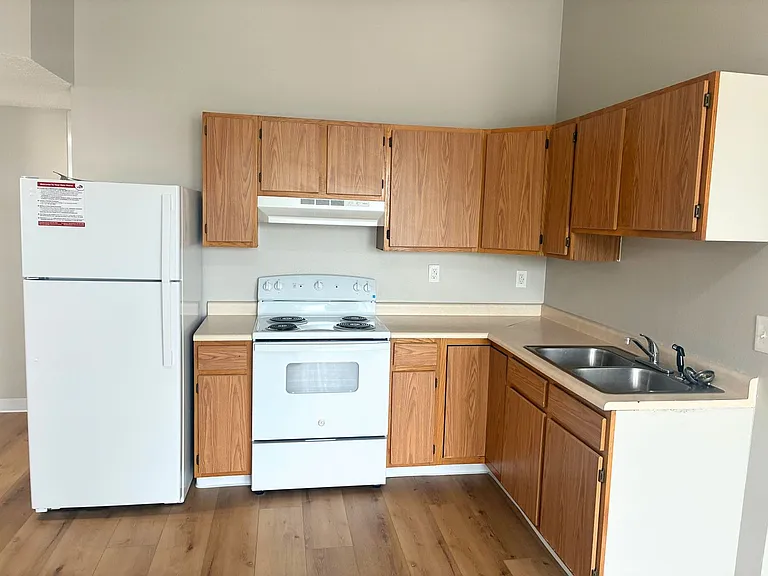 Vibrant City Living at Tower Lofts, Sidney — Photo 64
