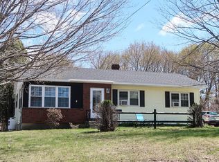 25 Hillcrest St, Gardiner, ME 04345
