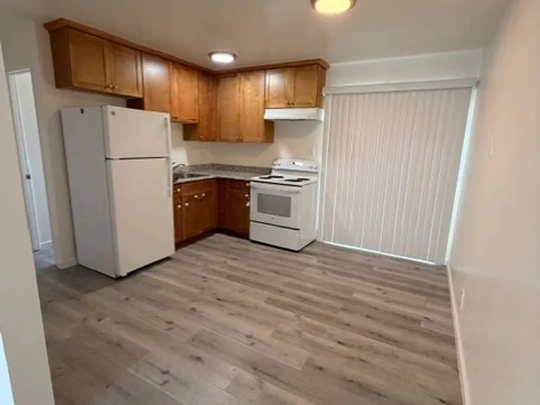 Dixon Townhouse — Photo 4
