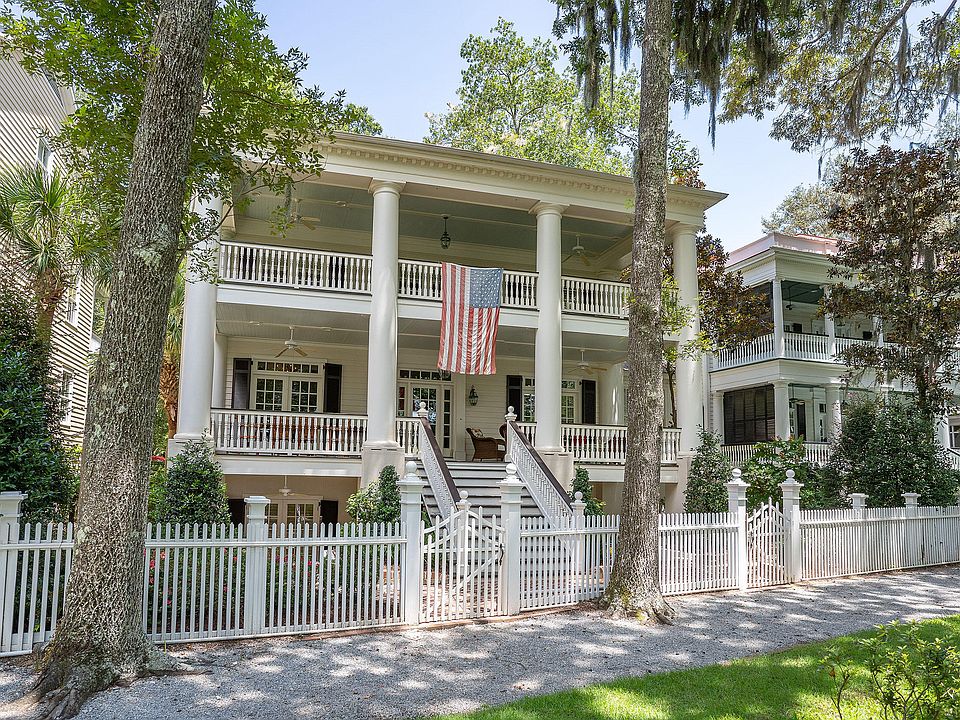 1st image of 11 Waterside Drive