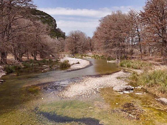 3rd image of 15 Cedar Lane