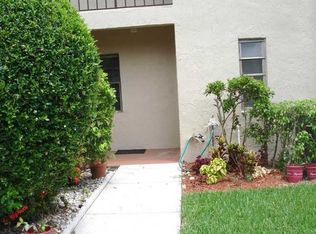 8535 Casa Del Lago #C, Boca Raton, FL 33433