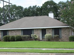 405 Rue Colombe, Carencro, LA 70520