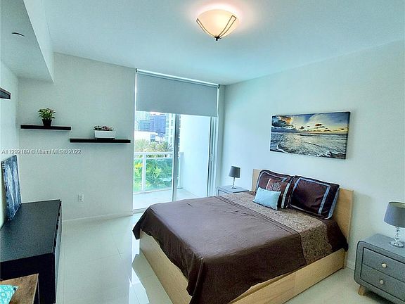 5th image of 950 Brickell Bay Dr APT 1507