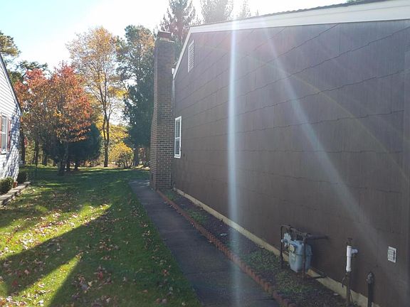 3rd image of 287 Westbrook Dr