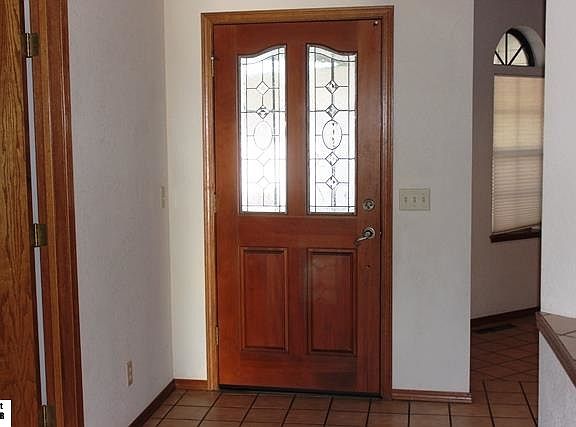 4th image of 19061 Fountain Ct