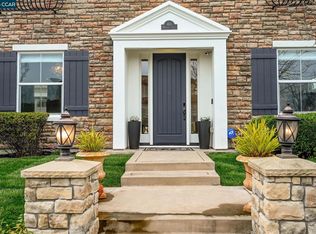 400 Marsanne Ct, Danville, CA 94506