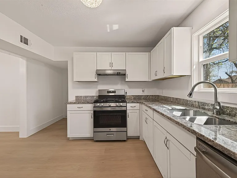 3209 McCrarey Dr — Photo 21