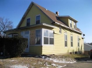3327 Ames Ave, Omaha, NE 68111