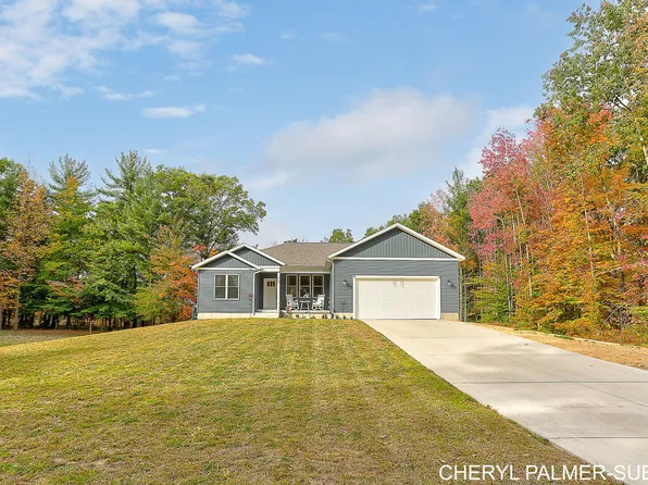 1741 Hansen St, Muskegon, MI 49445
