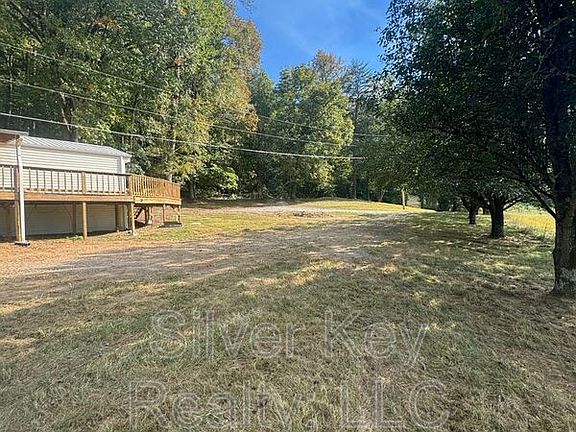 2nd image of 910A County Road 172