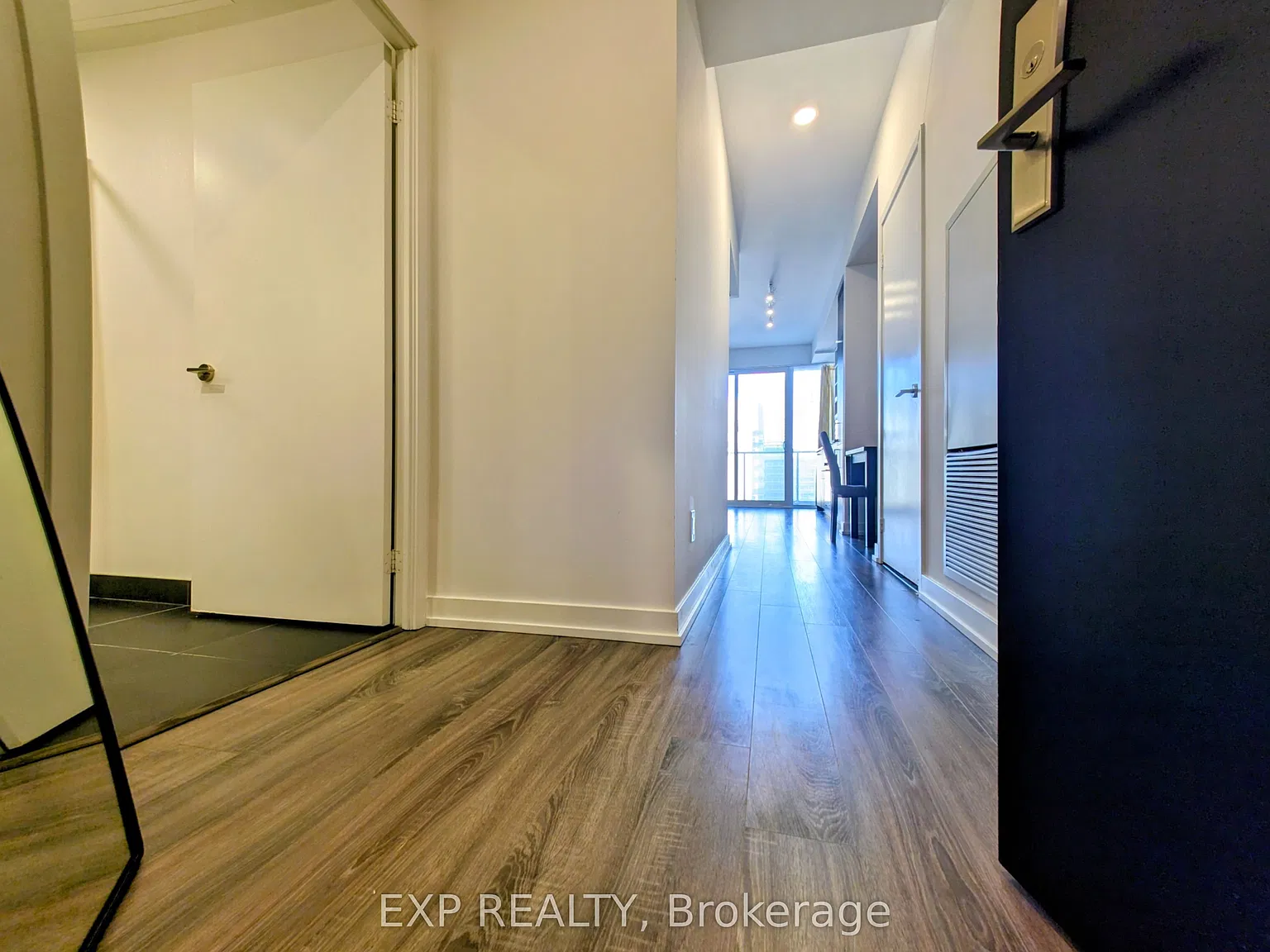 Panda Condo — Photo 3