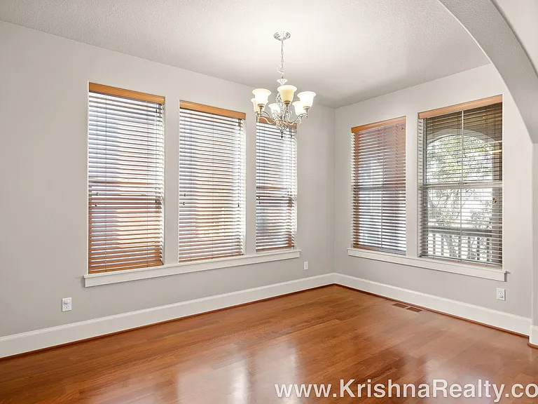 11322 NW Kimble Ct — Photo 4
