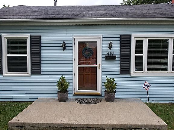 2nd image of 410 Emerson Dr
