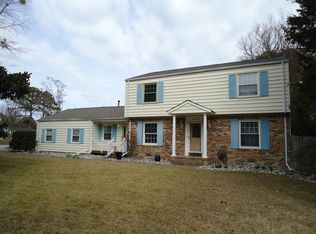 3428 Kings Grant Rd, Virginia Beach, VA 23452