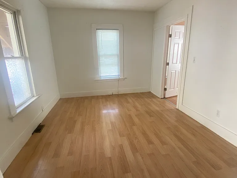 9 Eagle St #1 — Photo 6