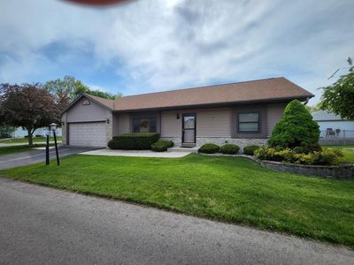 916 Park CIRCLE, Union Grove, WI, 53182
