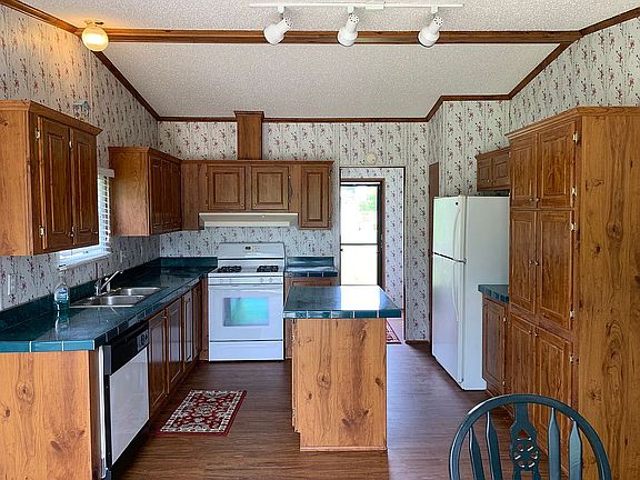 Large kitchen with new floor