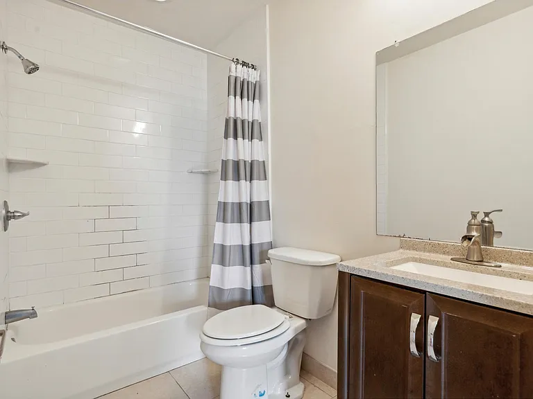 1519-21 N 16th St #14 — Photo 19