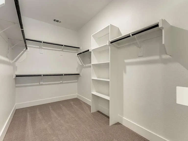 4421 Bandera Dr — Photo 17