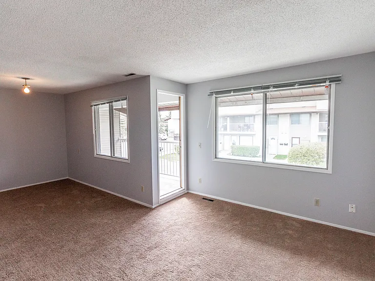 200 Brookpark Dr SW #523 — Photo 3