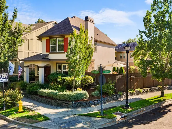 28881 SW Costa Cir W, Wilsonville, OR 97070