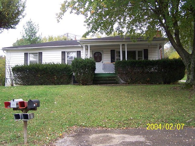 1st image of 4434 Woodland Ave
