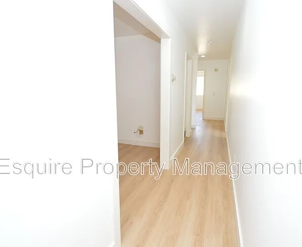 13515 W Telegraph Rd — Photo 17