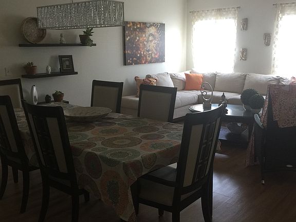 Living/Dinning Combo