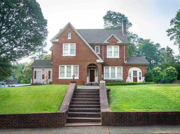 906 College Dr, Gaffney, SC 29340