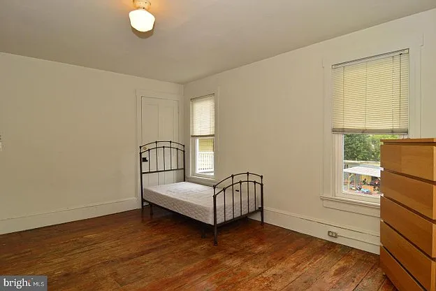 216 Greenwich St — Photo 5