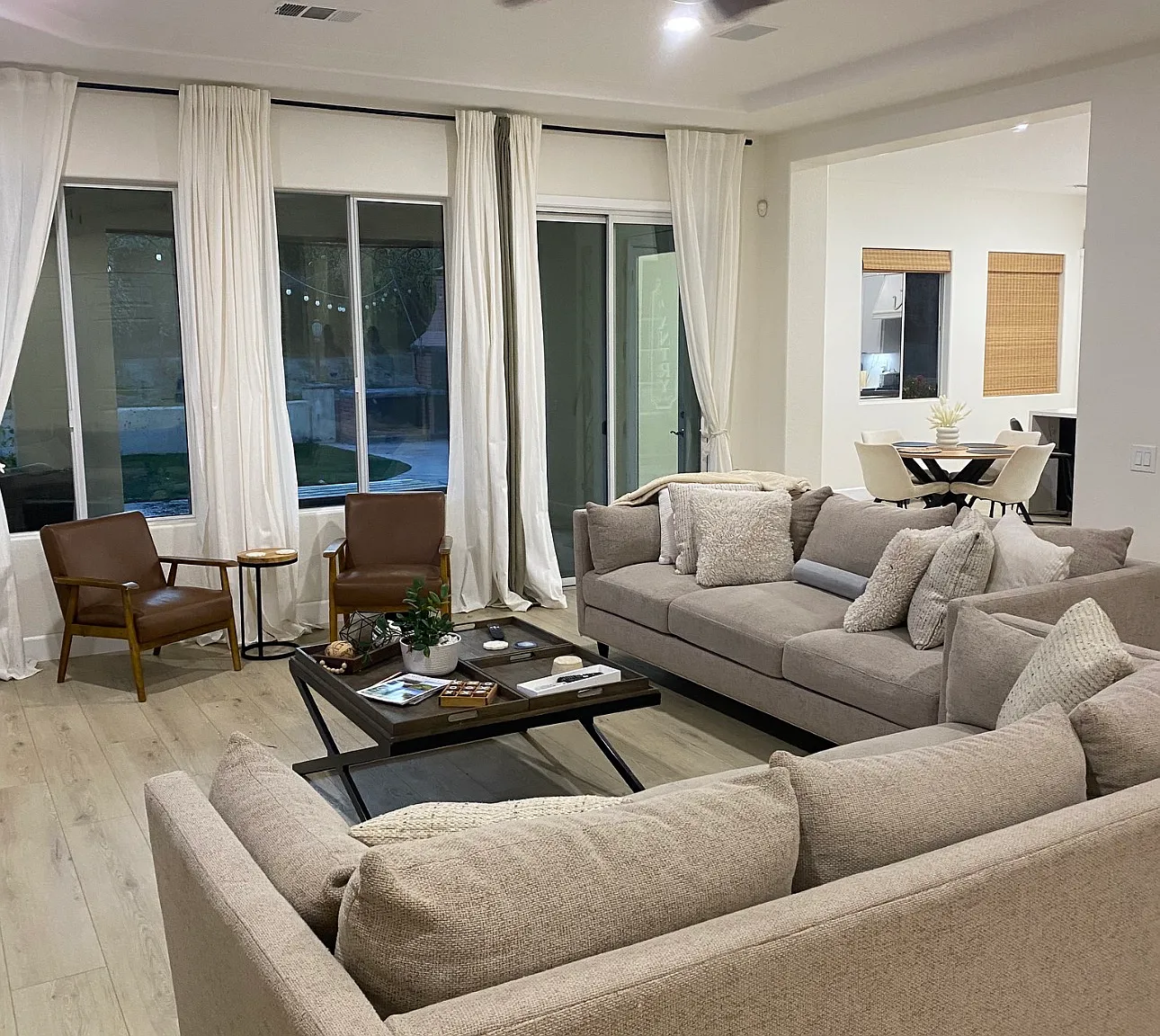 5 bed, 3247 sqft, $5,200 — Photo 4