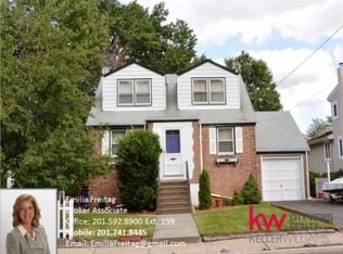 731 Hamilton Ave, Ridgefield, NJ 07657