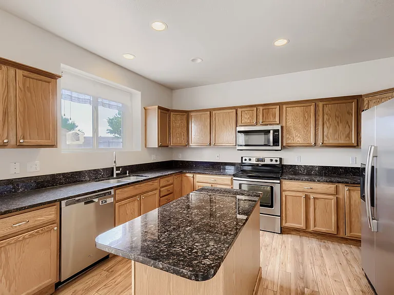 8870 Christy Ct — Photo 5