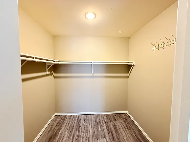 4035 N 28th St #103 — Photo 12