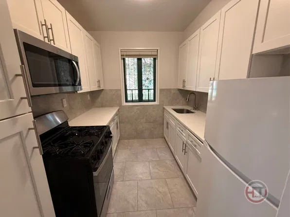 1670 Metropolitan Ave APT Mf, Bronx, NY 10462